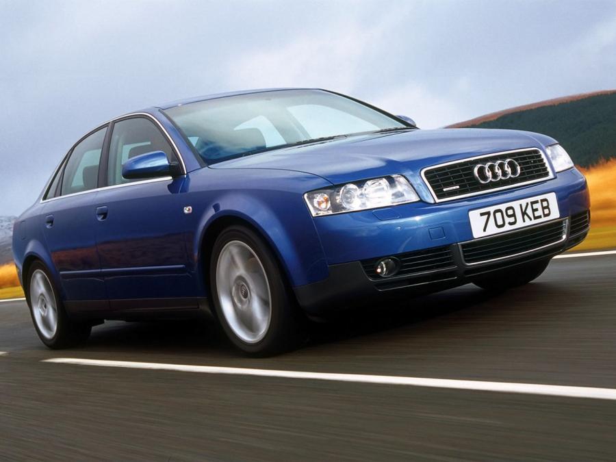  Audi A4 1.8T Quattro Sedan (B6,8E) 2000 года  (UK) (фото 3 из 3)